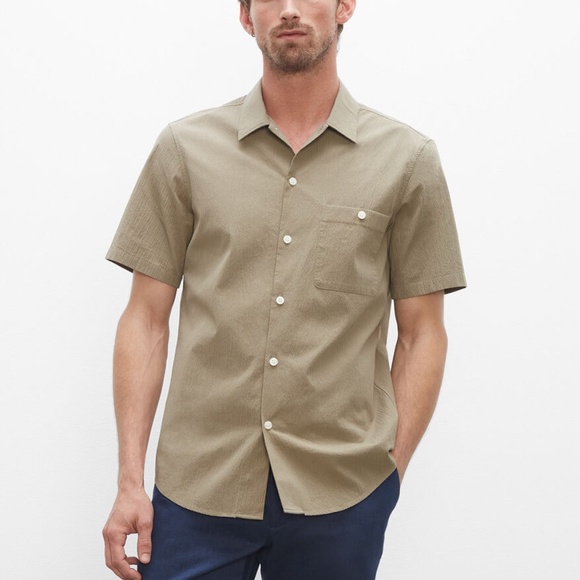 Short Sleeve Seersucker Shirt - New With Tags - NEVER WORN - Olive